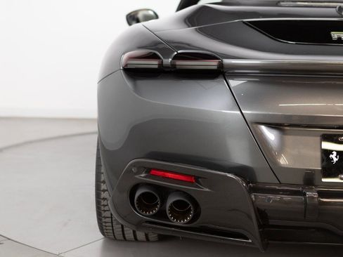 Used 2024 Ferrari Roma Spider image 36