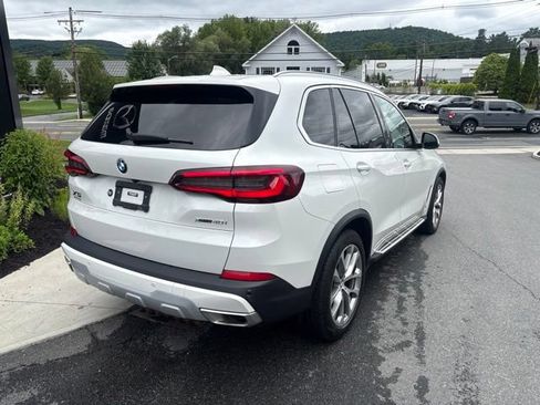 Used 2023 BMW X5 xDrive40i w/ Premium Package AWD/4WD image 20