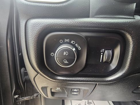 Used 2022 RAM 1500 Big Horn image 23