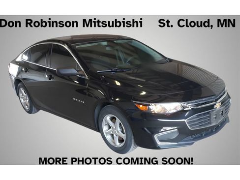 Used 2018 Chevrolet Malibu LS FWD image 1