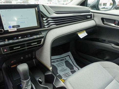 New 2026 Toyota Camry LE image 28