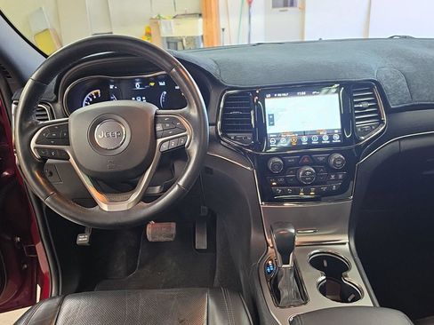 Used 2020 Jeep Grand Cherokee High Altitude AWD/4WD image 2