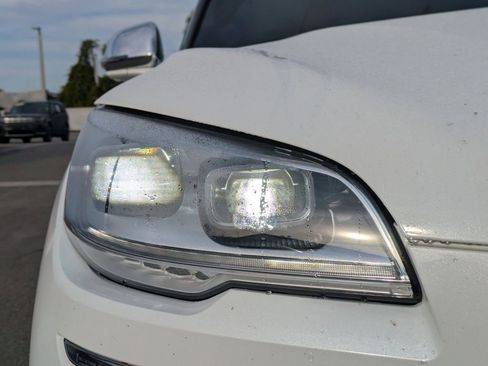 Used 2022 Lincoln Aviator Black Label Grand Touring w/ Class IV Trailer Tow Package image 9