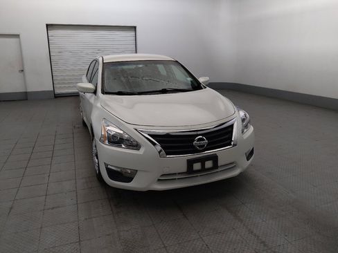 Used 2014 Nissan Altima 2.5 S FWD image 14