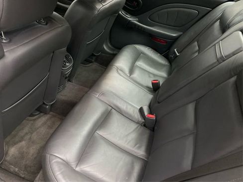 Used 2004 Pontiac Bonneville SE w/ Leather Appointment Package image 11