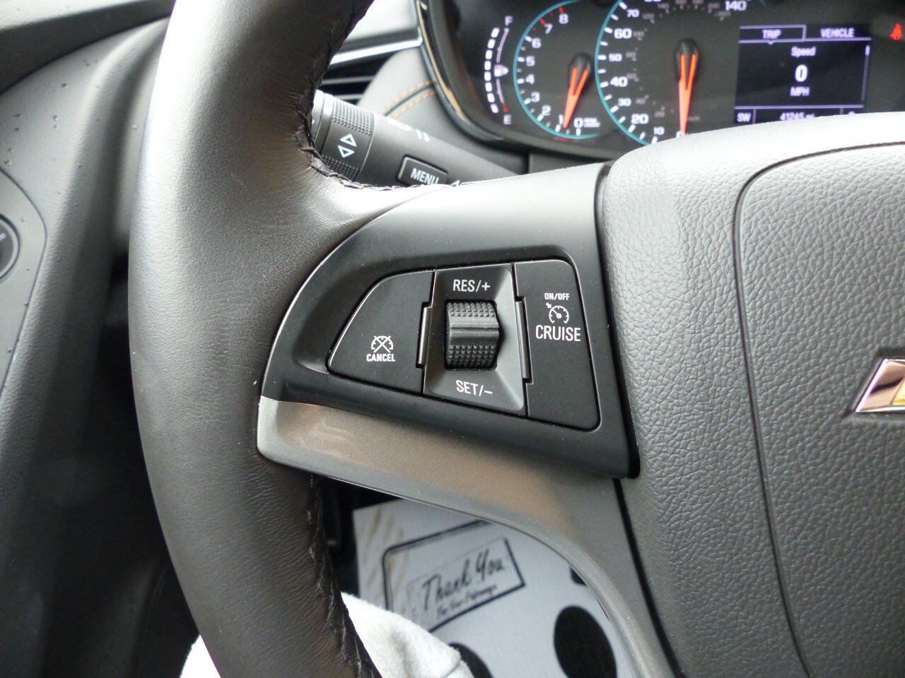Used 2019 Chevrolet Trax LT w/ LT Convenience Package FWD image 23