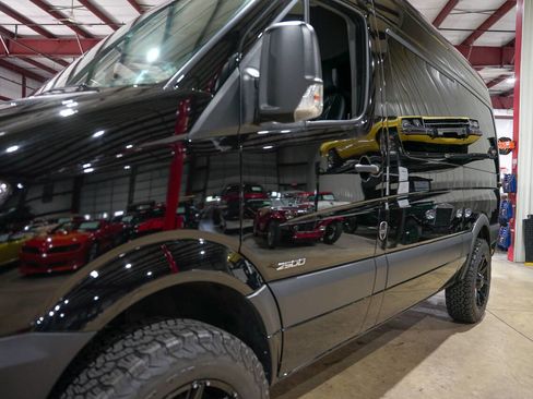 Used 2016 Freightliner Sprinter 2500 image 32