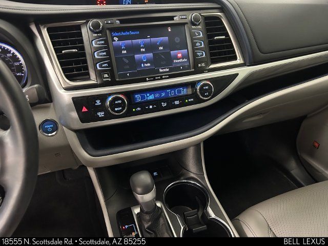 Used 2019 Toyota Highlander Limited AWD/4WD image 21
