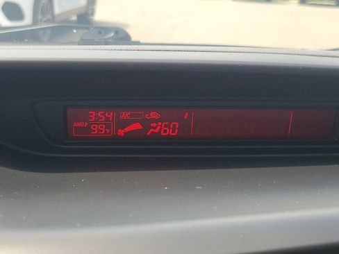 Used 2015 MAZDA MAZDA5 Sport FWD image 22