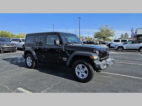 Used 2020 Jeep Wrangler Unlimited Sport S image 17