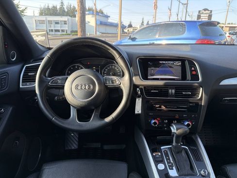 Used 2017 Audi Q5 2.0T Premium Plus w/ Technology Package AWD/4WD image 34