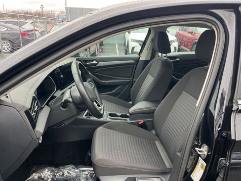 Used 2025 Volkswagen Jetta S image 34