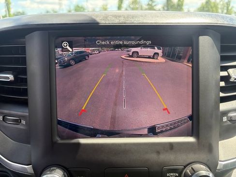 Used 2019 RAM 1500 Big Horn AWD/4WD image 26