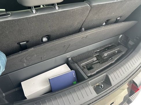 Used 2024 Hyundai Santa Fe Calligraphy image 32