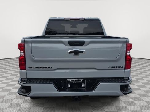 Used 2024 Chevrolet Silverado 1500 Custom w/ Turbomax Blackout Package image 6