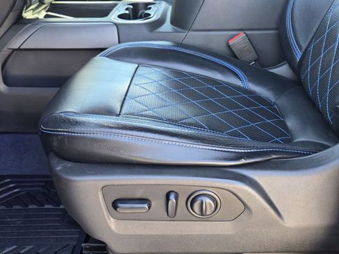 Used 2020 GMC Sierra 1500 AT4 w/ AT4 Premium Package image 23