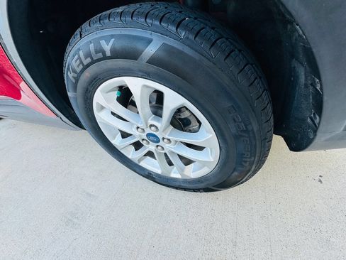 Used 2020 Ford Escape SE FWD image 28