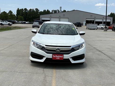 Used 2016 Honda Civic LX image 2