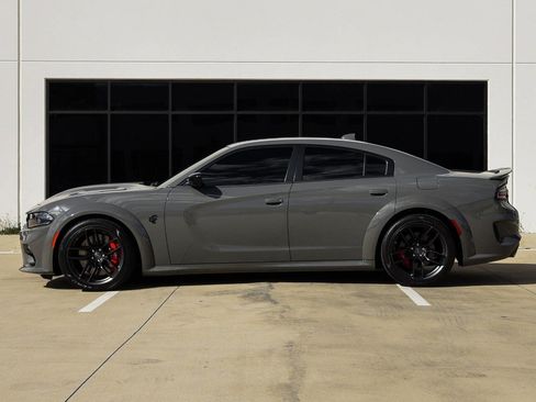 Used 2023 Dodge Charger SRT Hellcat image 6