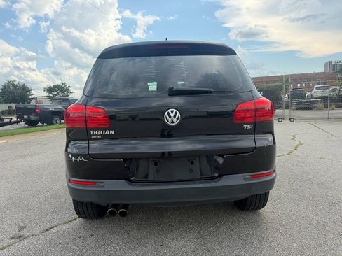 Used 2018 Volkswagen Tiguan Limited FWD image 3