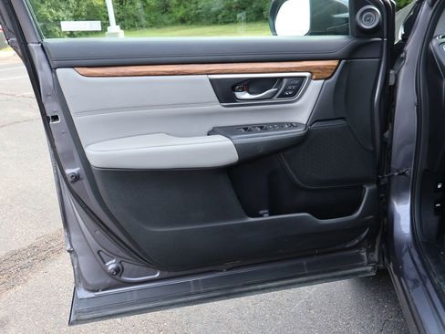 Used 2020 Honda CR-V Touring image 28