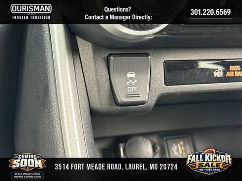 Used 2025 Toyota RAV4 LE AWD/4WD image 25
