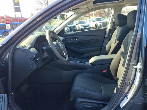 Certified 2023 Honda Accord EX image 13