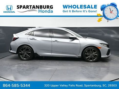 Used 2017 Honda Civic Sport image 4