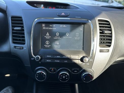 Used 2017 Kia Forte S image 34