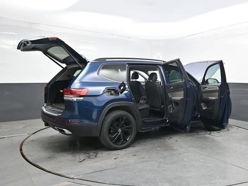 Used 2023 Volkswagen Atlas SE AWD/4WD image 41