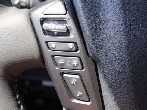 New 2026 Nissan Frontier SV RWD image 10