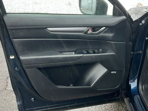 Used 2018 MAZDA CX-5 Touring w/ Preferred Equipment Package image 11