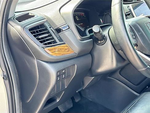 Used 2018 Honda CR-V EX-L image 10