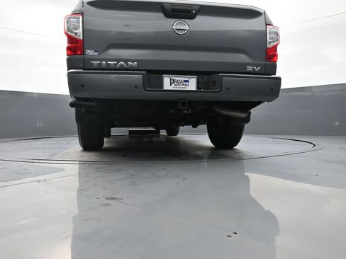 Used 2024 Nissan Titan SV w/ SV Convenience Package image 28
