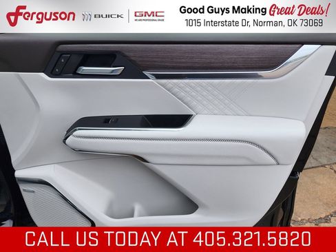 New 2026 GMC Acadia Denali w/ Super Cruise Package AWD/4WD image 41