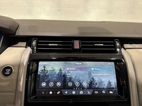 Used 2018 Land Rover Discovery HSE image 42