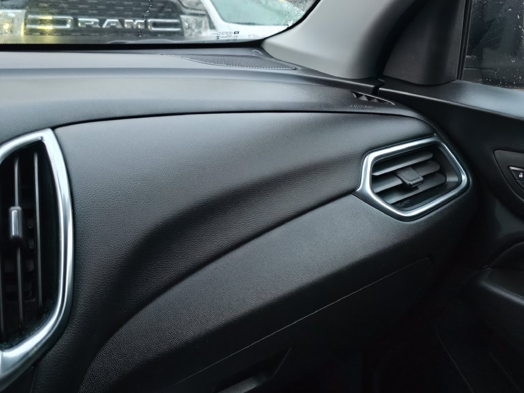 Used 2024 Chevrolet Equinox LT FWD image 31