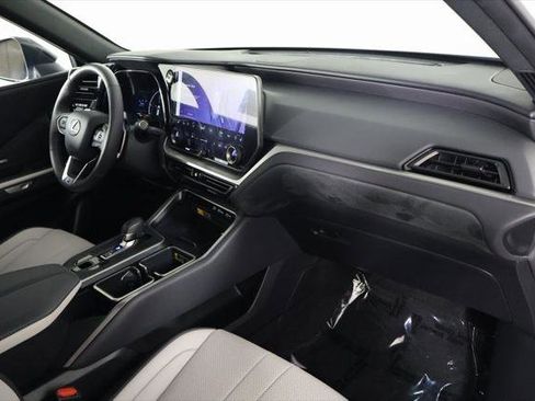 Certified 2025 Lexus TX 500h AWD w/ Technology Package image 9