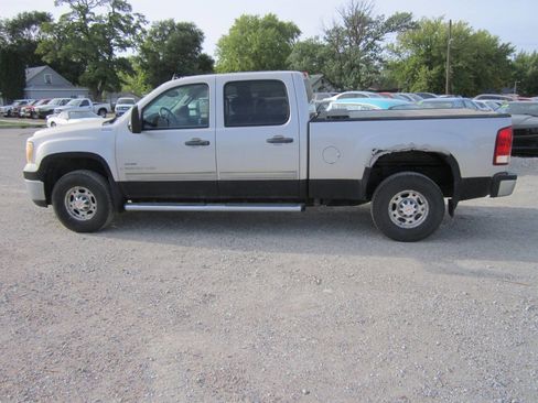Used 2008 GMC Sierra 2500 SLE w/ SLE1 Preferred Package image 4