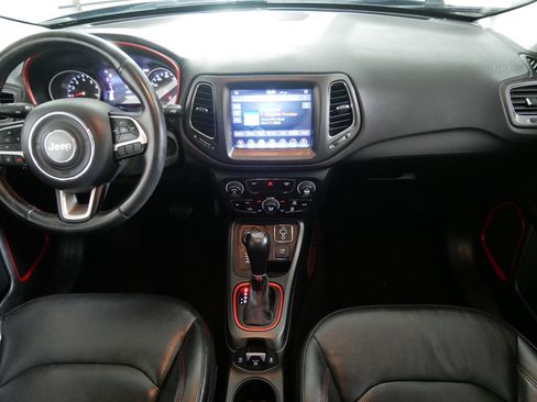 Used 2018 Jeep Compass Trailhawk w/ Leather Interior Group image 10