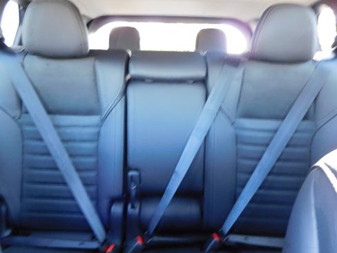 New 2025 Mitsubishi Outlander SE image 26