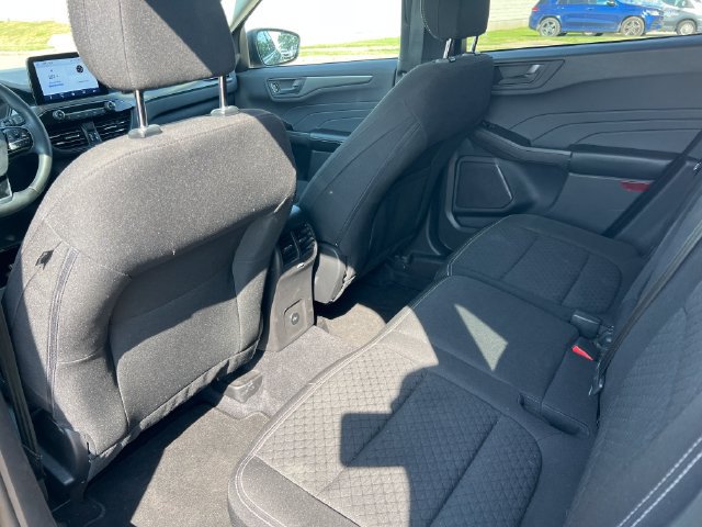 Used 2023 Ford Escape Active AWD/4WD image 37