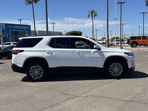 Certified 2023 Chevrolet Traverse LT FWD image 6