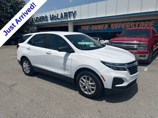 Used 2023 Chevrolet Equinox LS FWD video 1