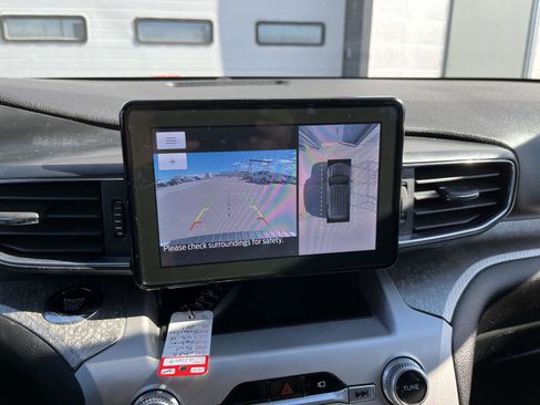 Used 2022 Ford Explorer Timberline image 25