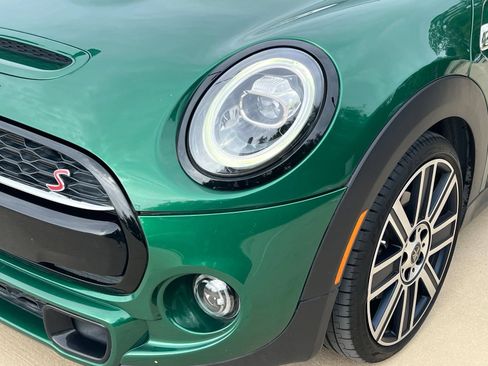 Used 2021 MINI Cooper S FWD image 4