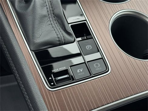 Certified 2023 Toyota Sienna XLE image 20