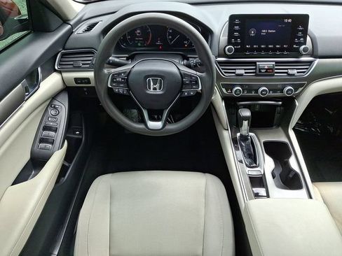 Used 2018 Honda Accord LX image 11