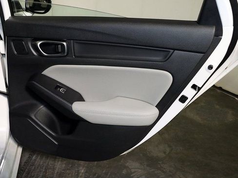 Used 2025 Acura Integra Base image 28