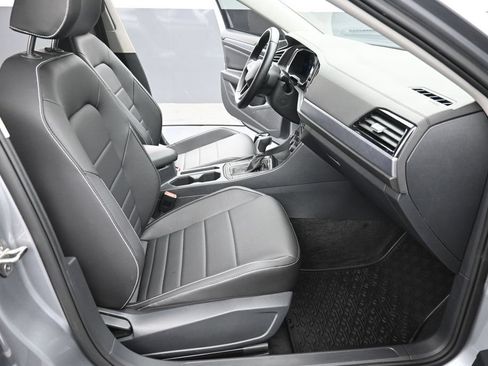 Used 2023 Volkswagen Jetta SE FWD image 14